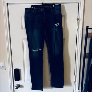 Hollister Jean, Size: 34x34